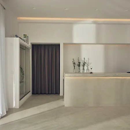 Arcs & Residences מלון 3*